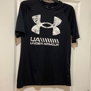 Under Armour loose T shirt